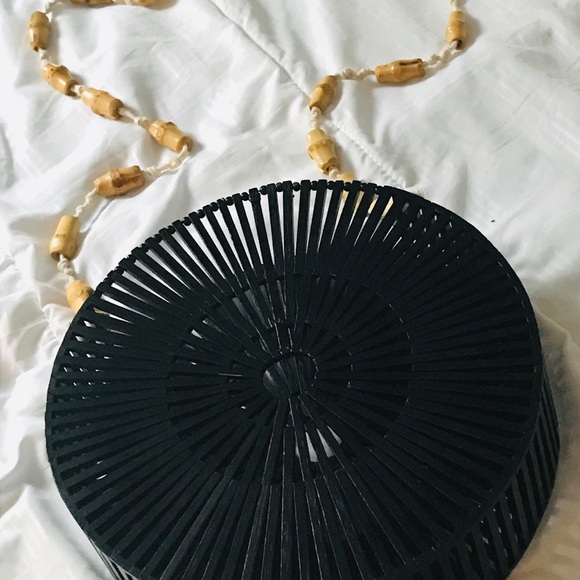 Simons Bamboo Circle Bag 🏷 - Picture 10 of 13